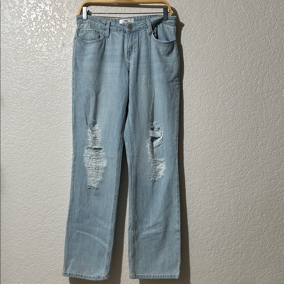 EUC Women’s YMI Distressed Mid-Rise Bootcut Jeans - Picture 1 of 5
